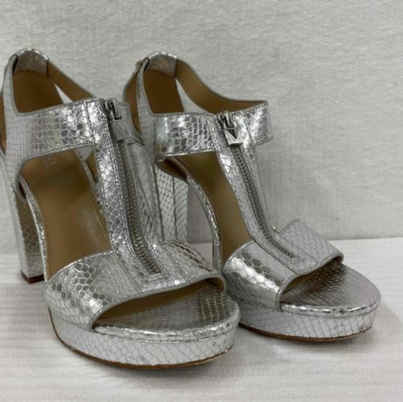 Michael Kors Metallic Silver Heels Women's Size 8 - Picture 3 of 6